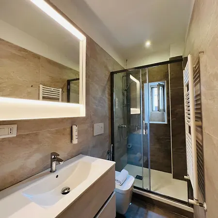 La Casa Di Piero in Via Ottaviano-3